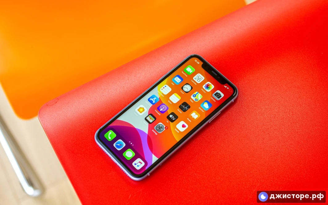 Apple iPhone 11 — фото в использовании 4