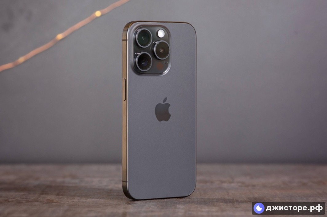 Apple iPhone 15 Pro — фото в использовании 4