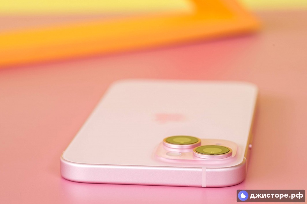 Apple iPhone 15 — фото в использовании 3