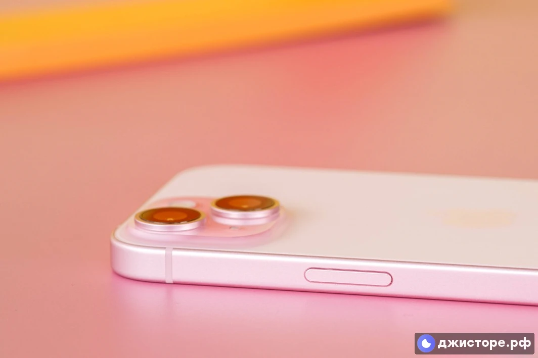 Apple iPhone 15 — фото в использовании 4