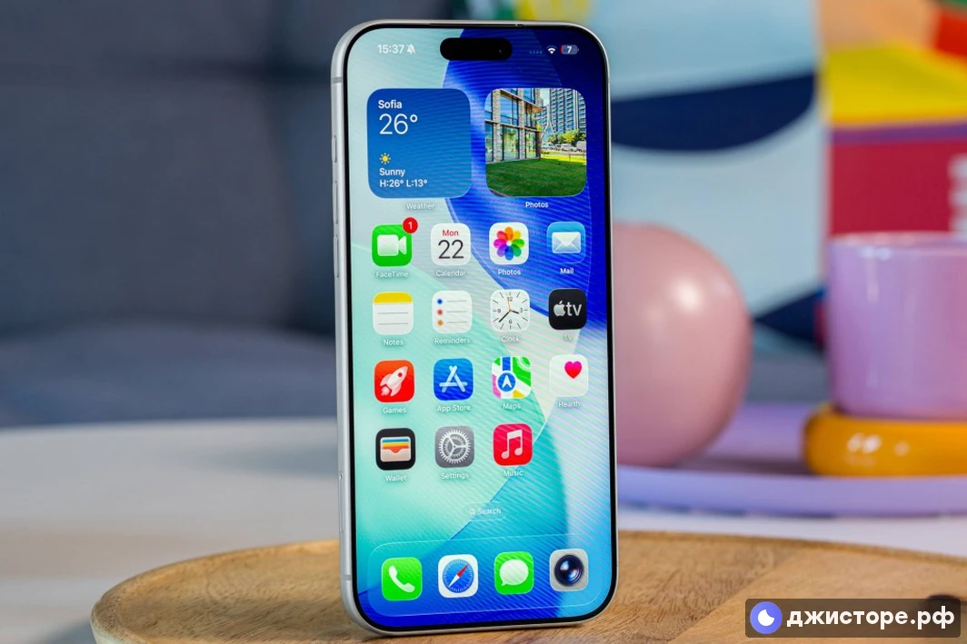 Apple iPhone 17 Pro Max — фото в использовании 3