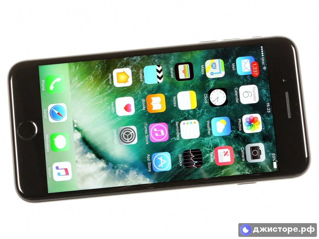 Apple iPhone 7 Plus — фото в использовании 1