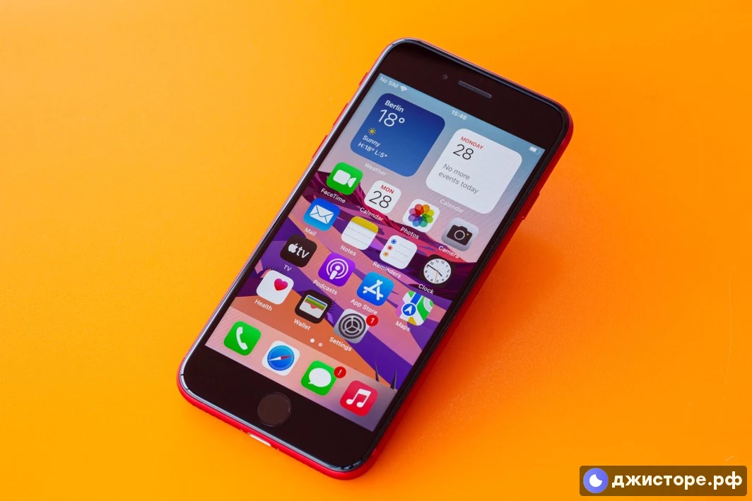 Apple iPhone SE (2022) — фото в использовании 3