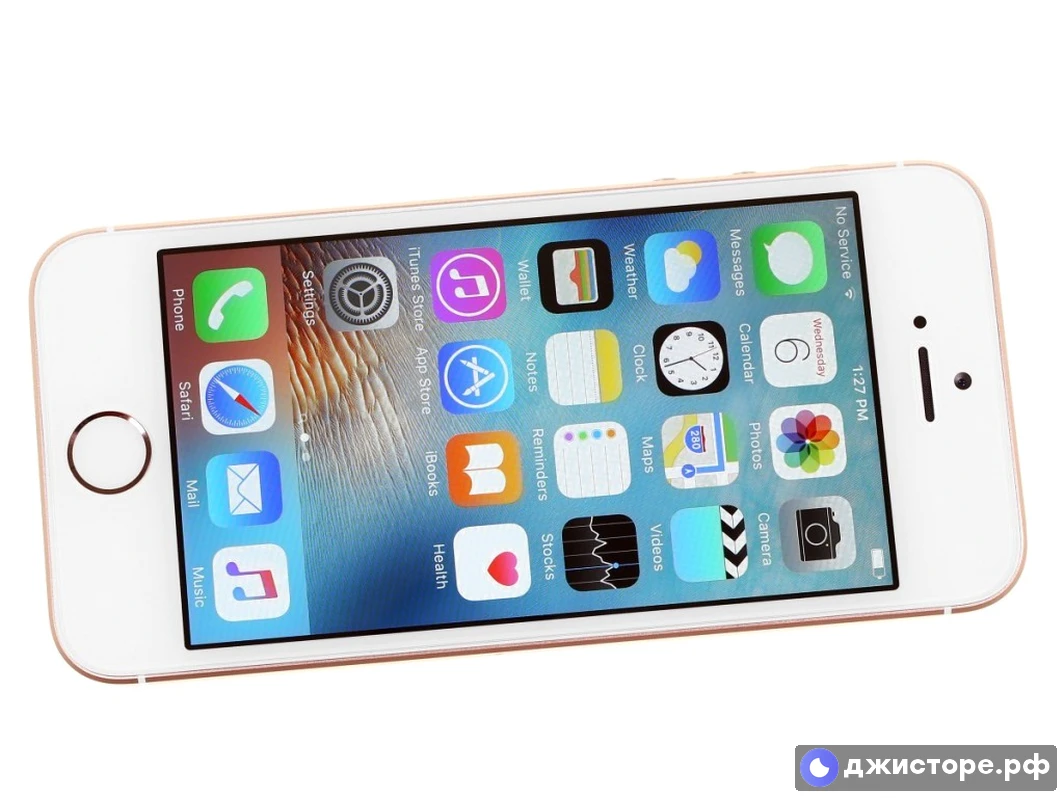 Apple iPhone SE — фото в использовании 1