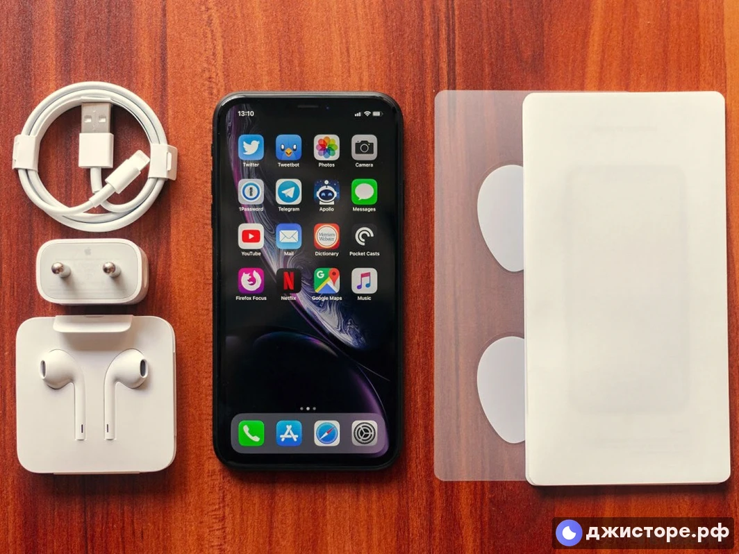 Apple iPhone XR — фото в использовании 1
