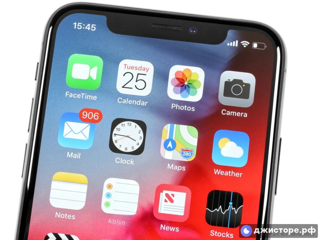 Apple iPhone XS — фото в использовании 2