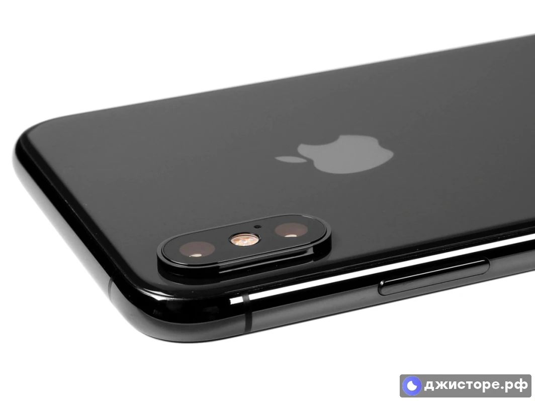 Apple iPhone XS — фото в использовании 3