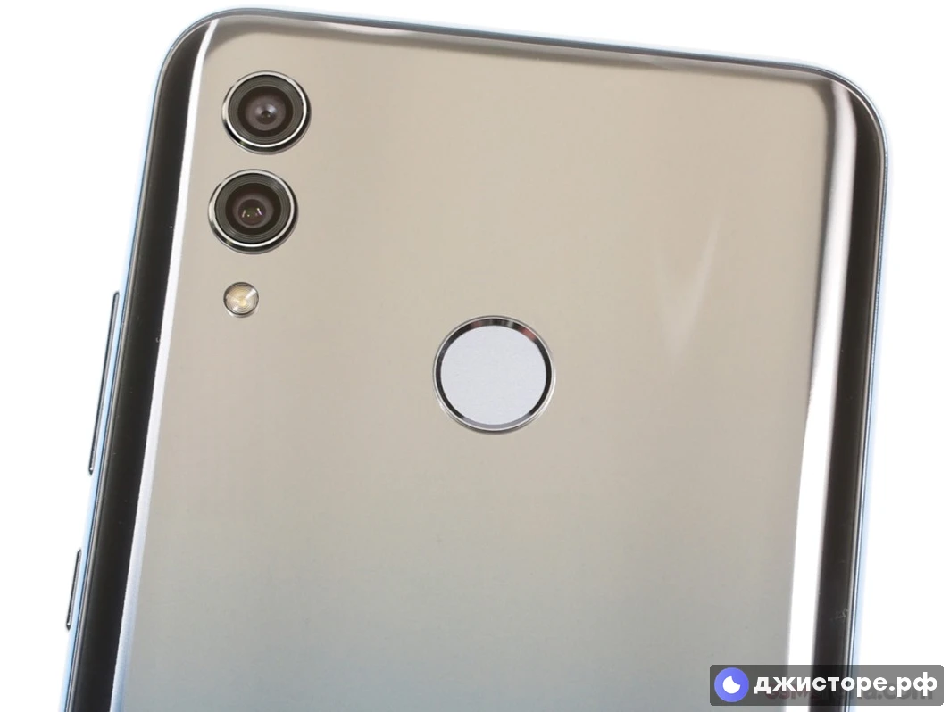Honor 10 Lite — фото в использовании 4