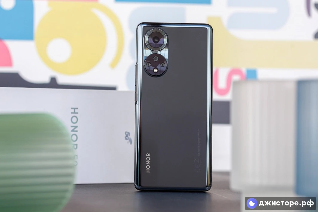 Honor 50 — фото в использовании 3