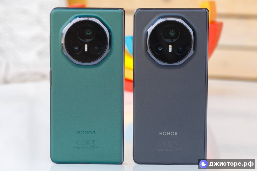 Honor Magic V3 — фото в использовании 2