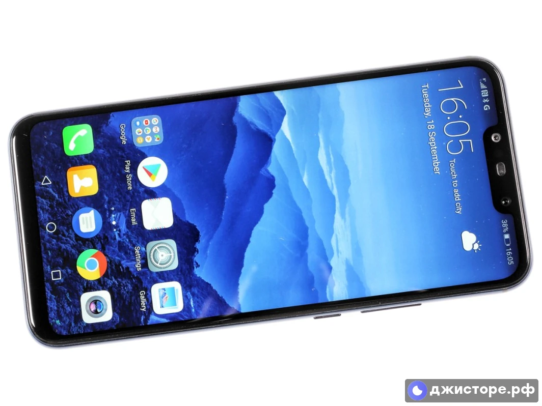 Huawei Mate 20 lite — фото в использовании 1