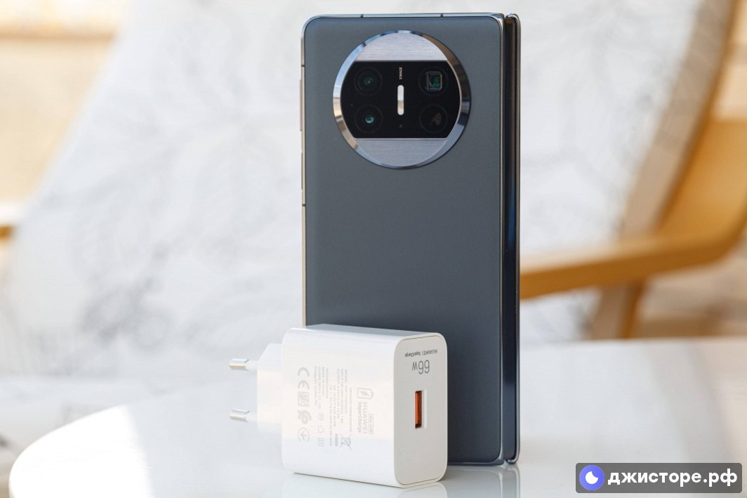 Huawei Mate X3 — фото в использовании 3