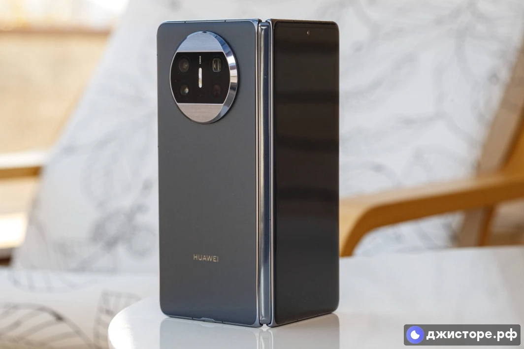 Huawei Mate X3 — фото в использовании 4