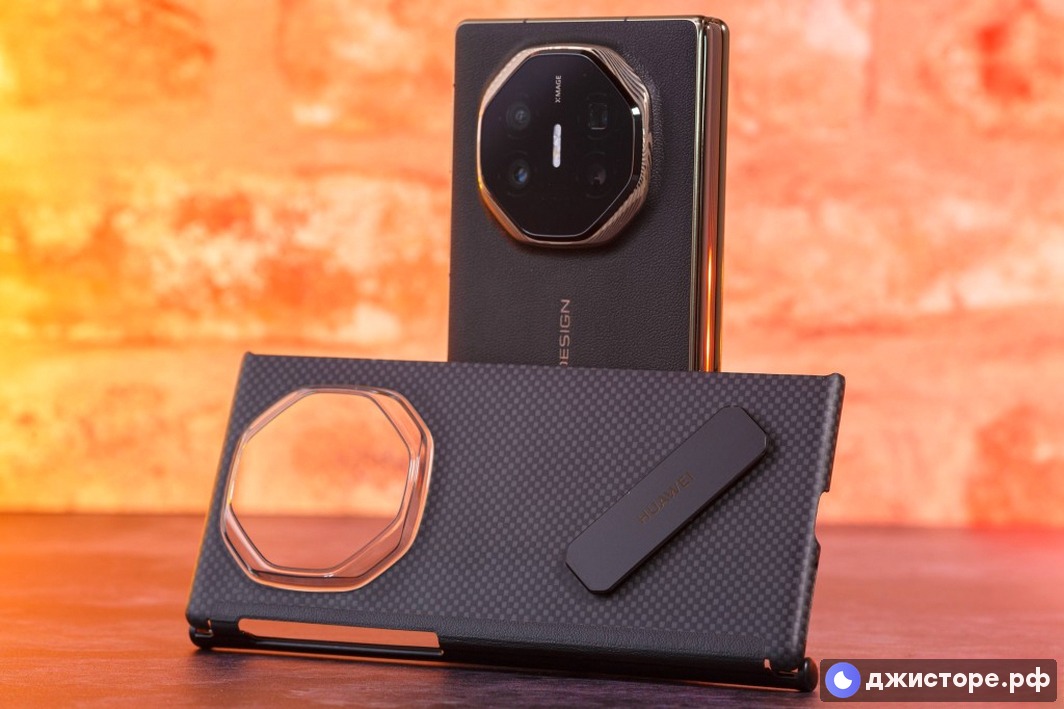 Huawei Mate XT Ultimate — фото в использовании 1