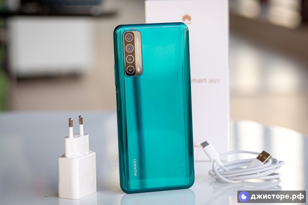 Huawei P smart 2021 — фото в использовании 1