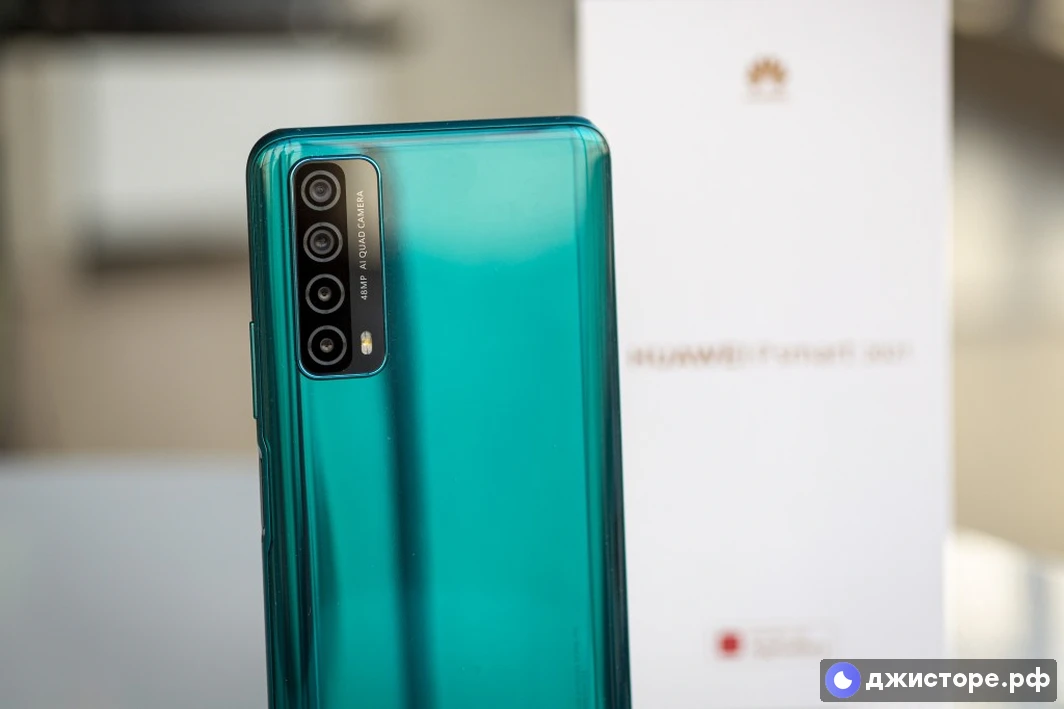 Huawei P smart 2021 — фото в использовании 2
