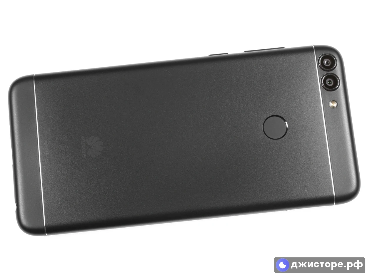 Huawei P smart — фото в использовании 3