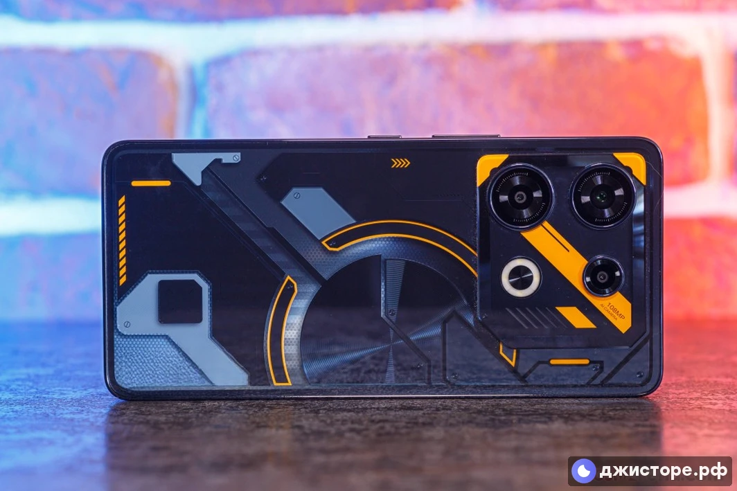 Infinix GT 10 Pro — фото в использовании 3