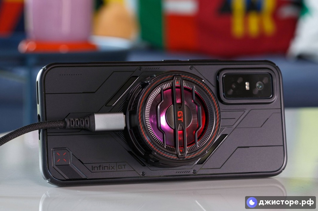 Infinix GT 30 Pro — фото в использовании 4