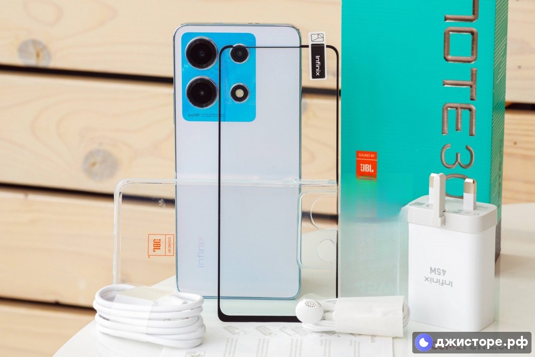 Infinix Note 30 — фото в использовании 1