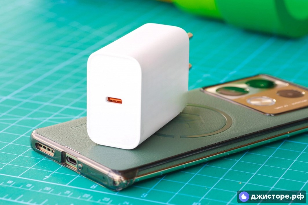 Infinix Note 40 Pro — фото в использовании 2