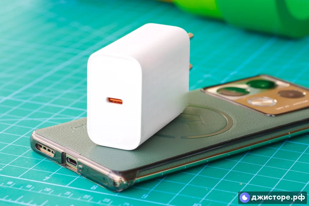 Infinix Note 40 Pro — фото в использовании 2