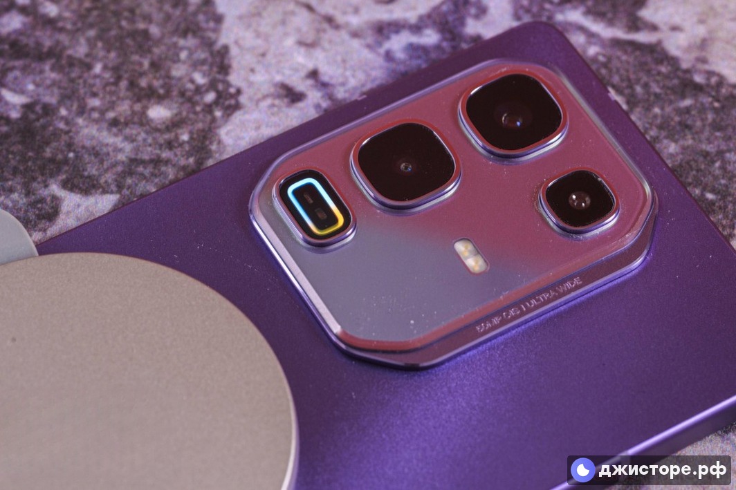 Infinix Note 50 Pro 4G — фото в использовании 2