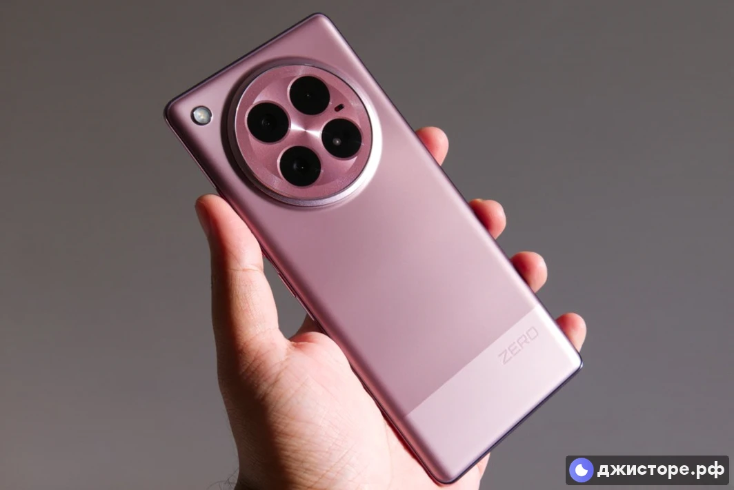 Infinix Zero 40 — фото в использовании 1