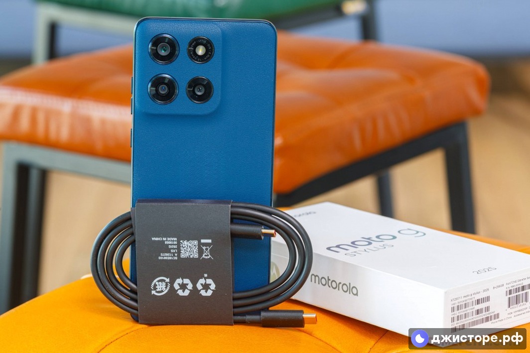 Motorola Moto G Stylus 5G (2025) — фото в использовании 1
