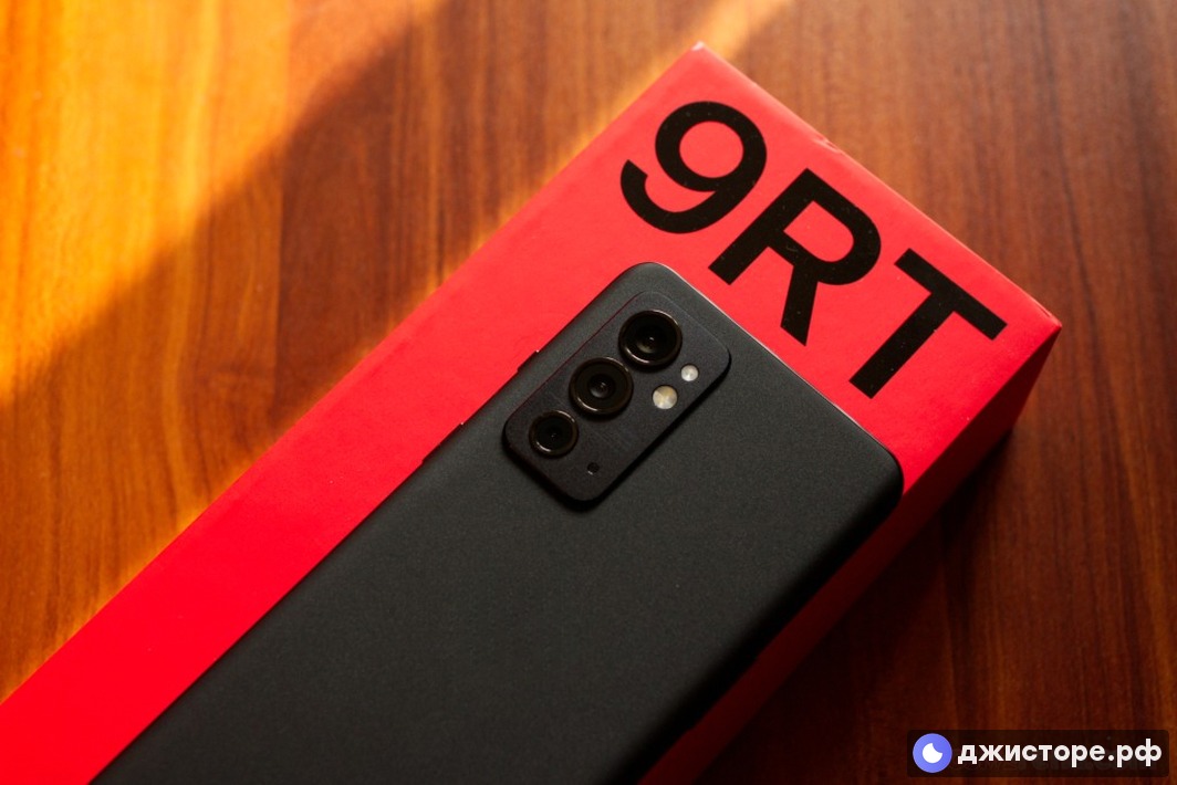 OnePlus 9RT 5G — фото в использовании 1