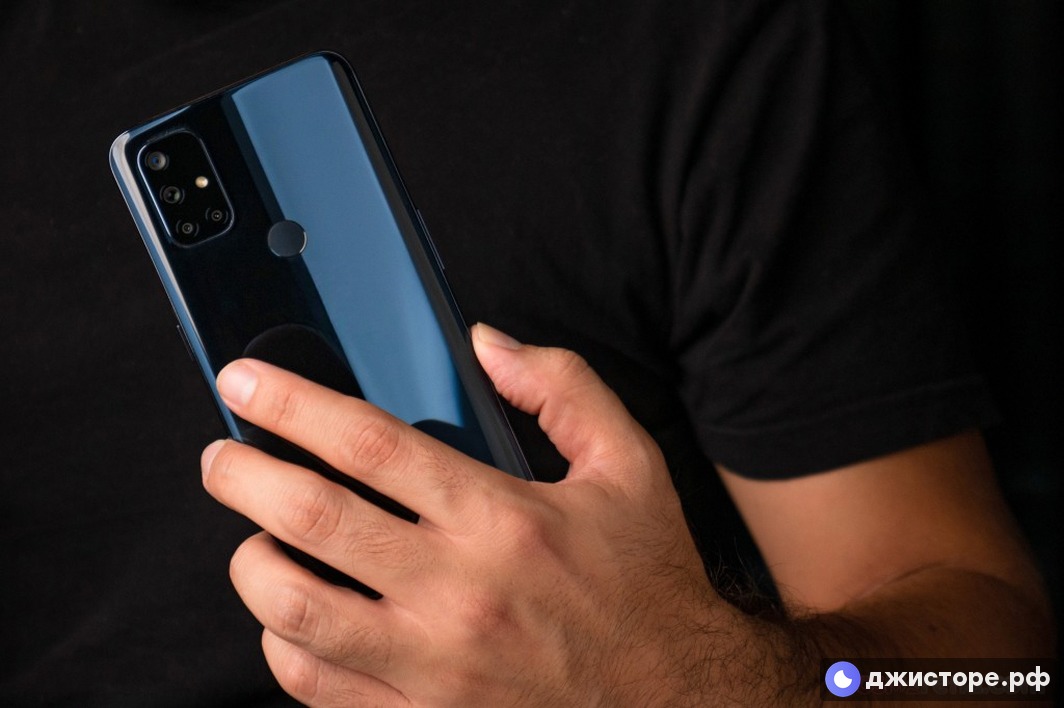OnePlus Nord N10 5G — фото в использовании 2