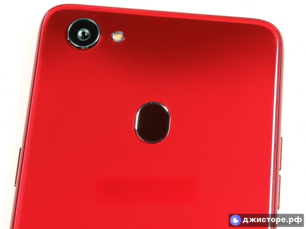 Oppo F7 — фото в использовании 3