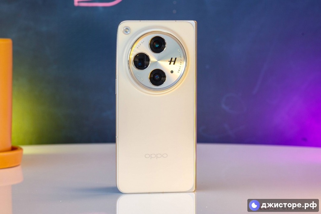 Oppo Find N3 — фото в использовании 3