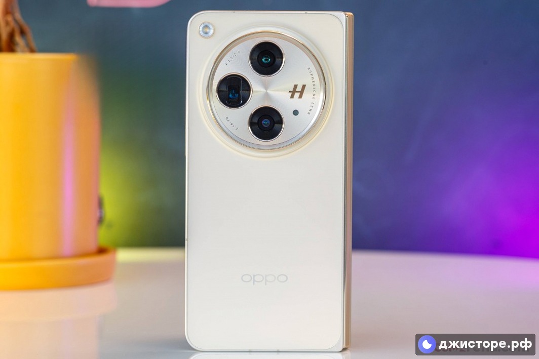 Oppo Find N3 — фото в использовании 4