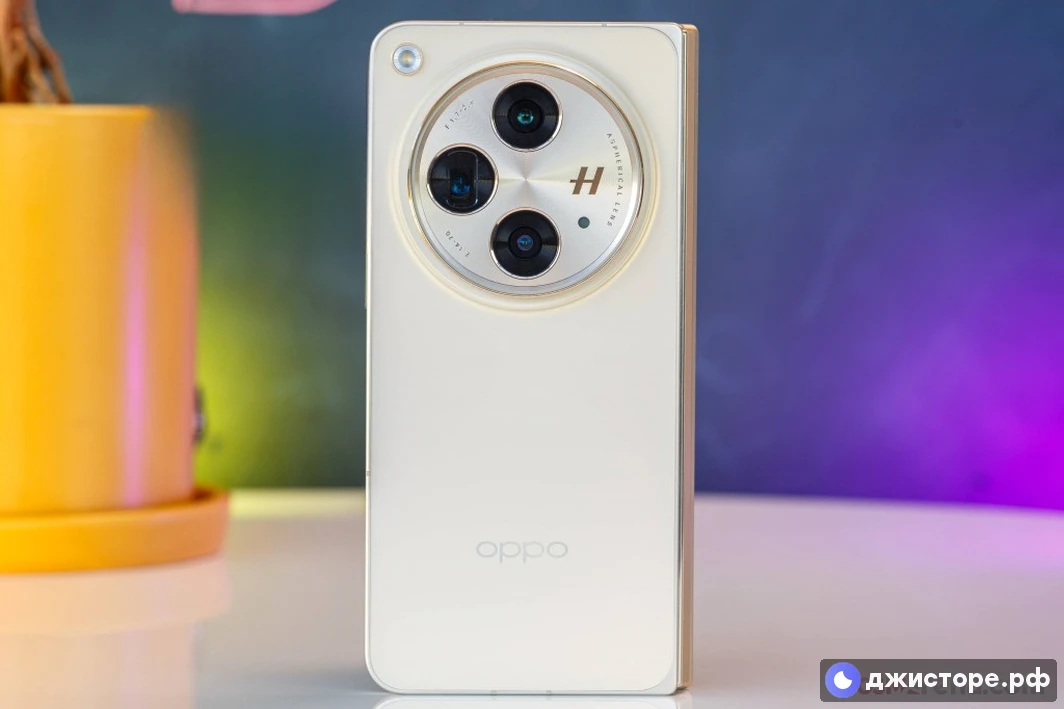 Oppo Find N3 — фото в использовании 4