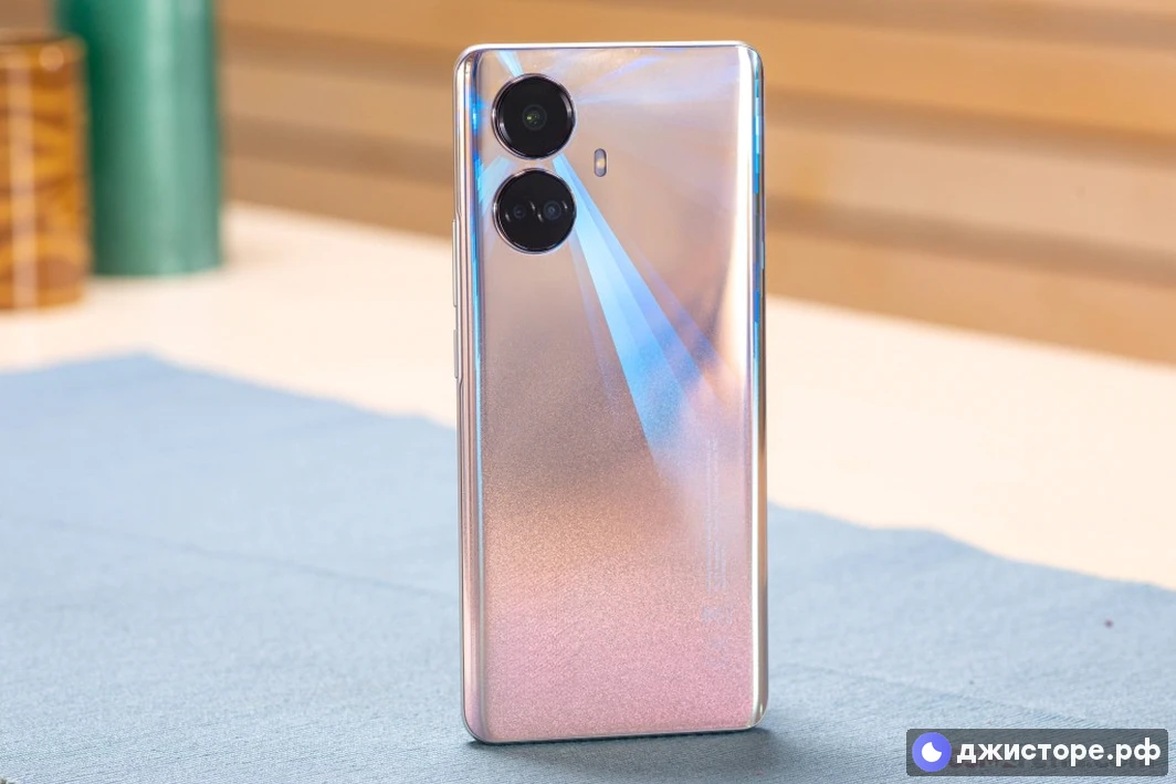 Realme 10 Pro — фото в использовании 1