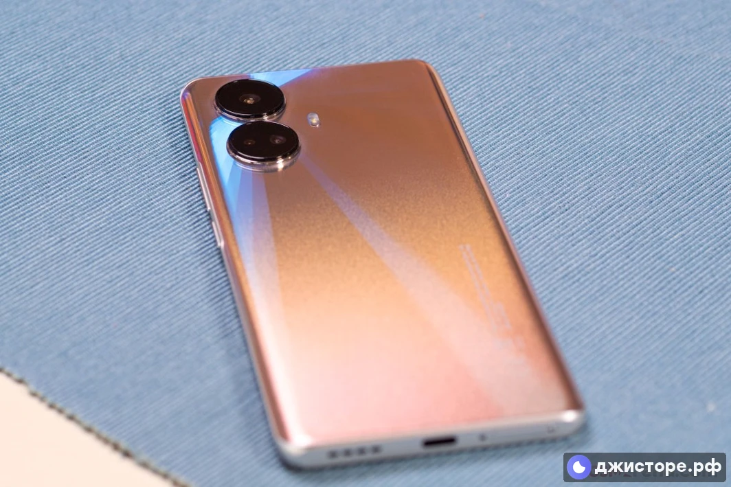Realme 10 Pro — фото в использовании 2