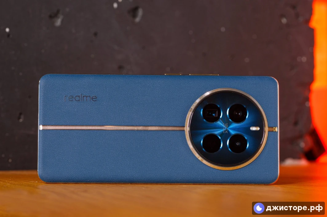 Realme 12 Pro — фото в использовании 3