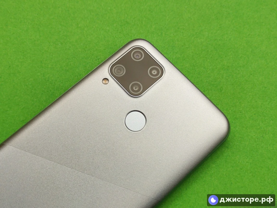 Realme C15 — фото в использовании 3