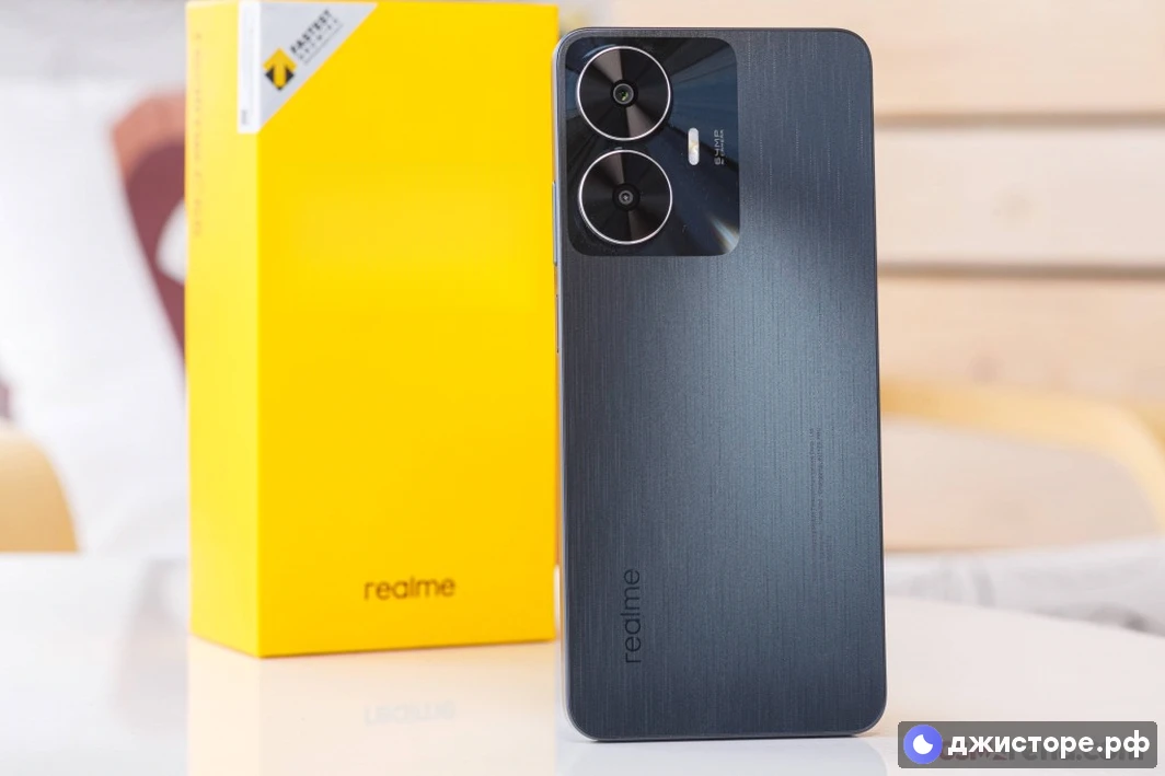 Realme C55 — фото в использовании 3