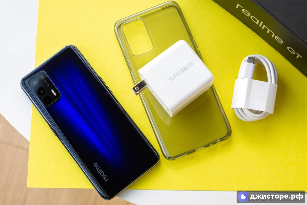 Realme GT 5G — фото в использовании 1