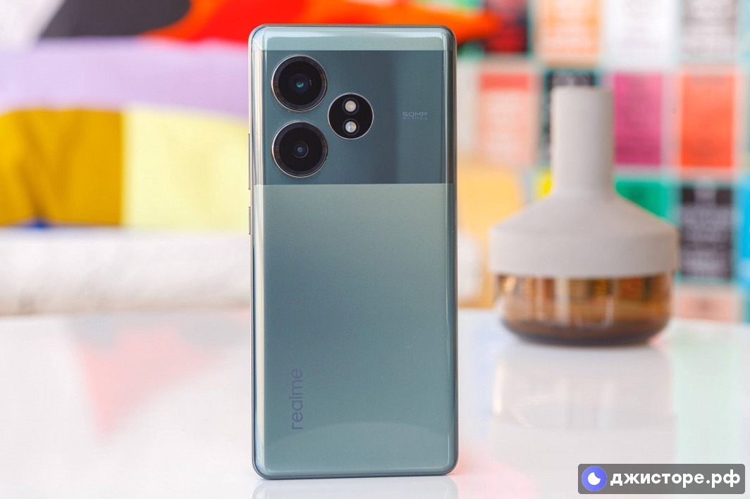Realme GT 6T — фото в использовании 2
