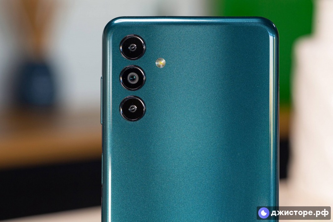 Samsung Galaxy A04s — фото в использовании 3
