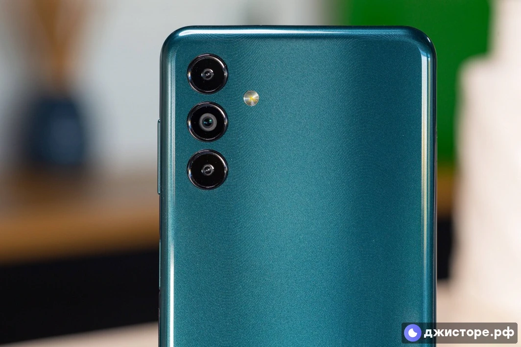 Samsung Galaxy A04s — фото в использовании 3