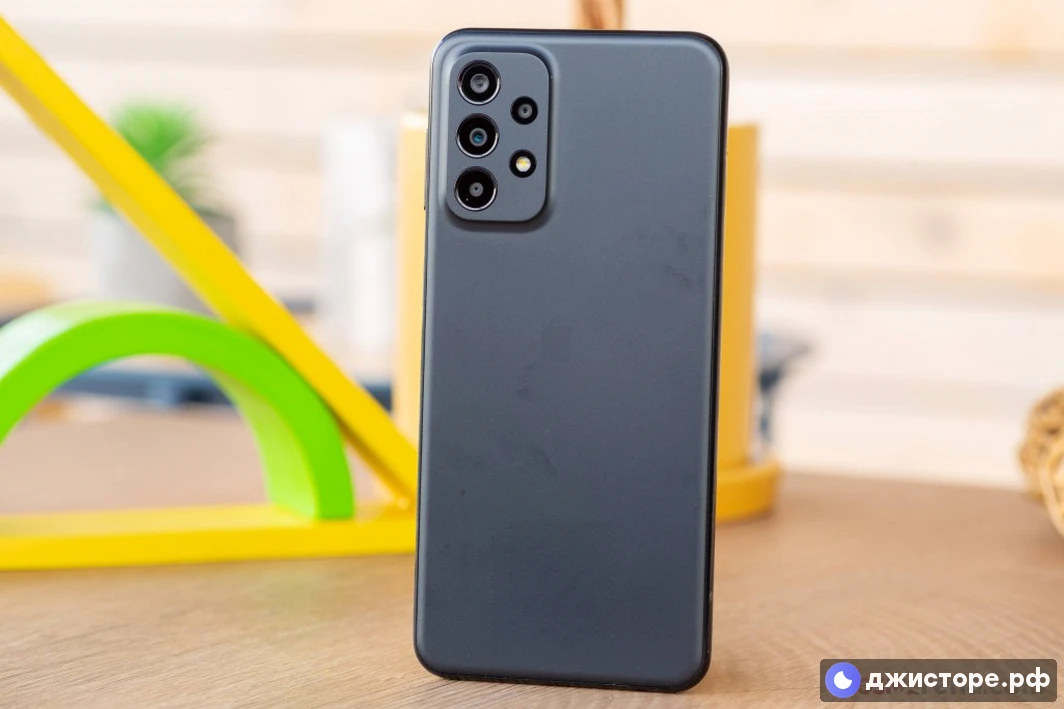 Samsung Galaxy A23 5G — фото в использовании 3