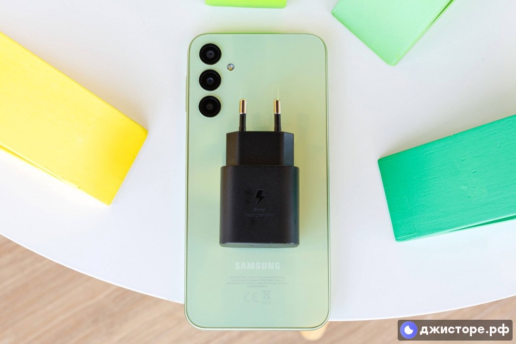 Samsung Galaxy A24 4G — фото в использовании 2