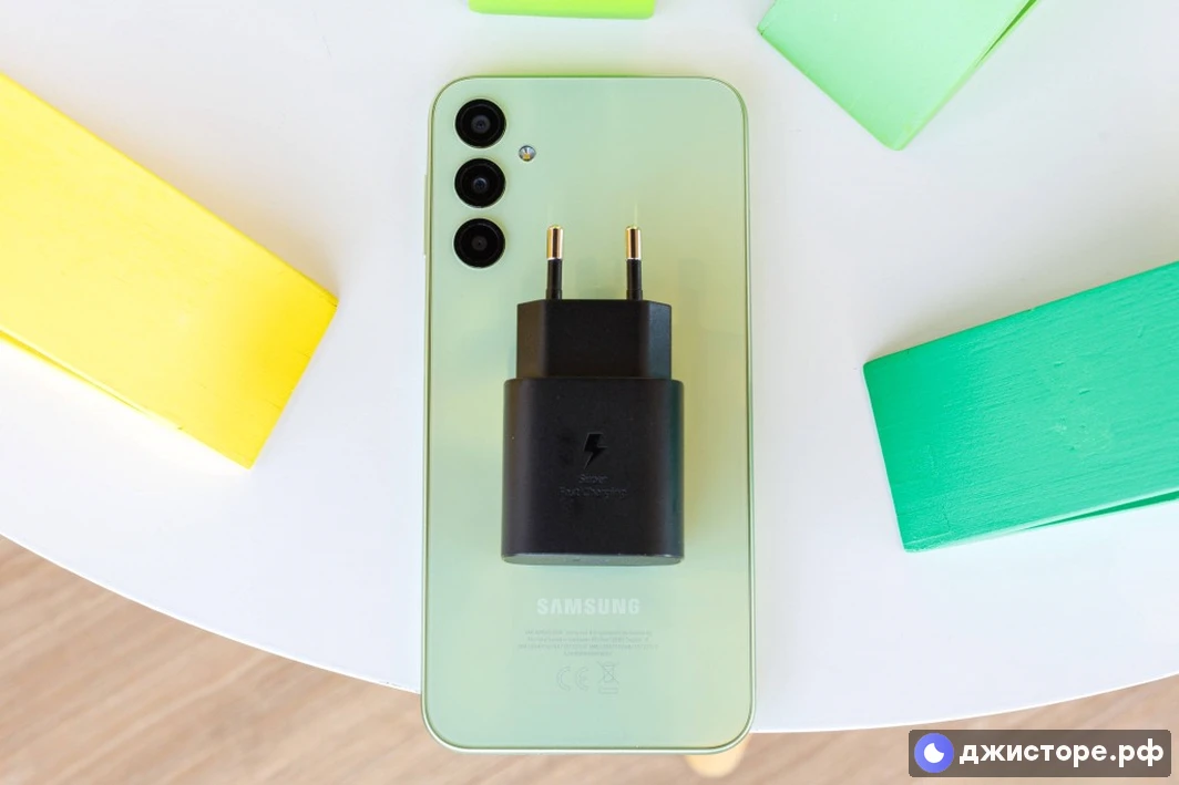 Samsung Galaxy A24 4G — фото в использовании 2