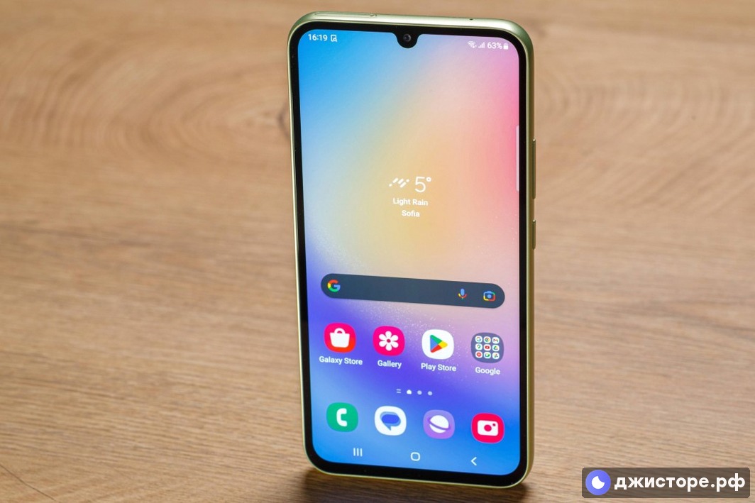 Samsung Galaxy A34 — фото в использовании 3