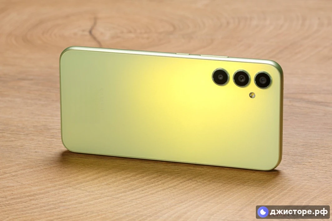Samsung Galaxy A34 — фото в использовании 4