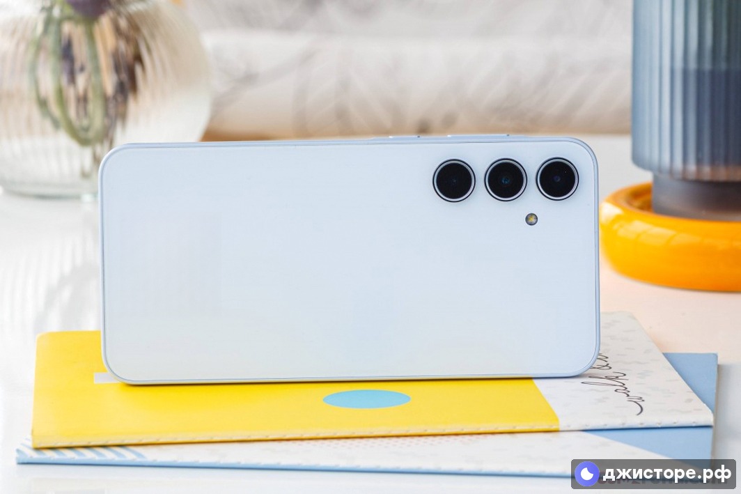 Samsung Galaxy A35 — фото в использовании 3